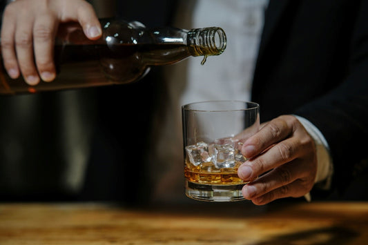The Prestige of 18-Year-Old and Above: Why Older Whiskies Dominate the Luxury Market
