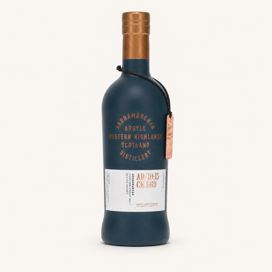 Ardnamurchan 2015 Single Cask AD/10:15 CK.669 Luvians Exclusive bottle and presentation packaging